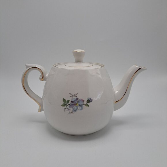 Vintage Ellgreave Genuine Ironstone Floral Teapot With Gold Trim - Picture 8 of 16